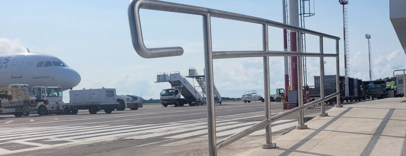 Airport1